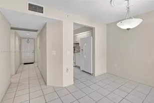 700 SW 137th Ave, Pembroke Pines, FL 33027 - Photo 11