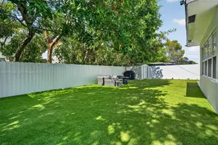 7860 NW 10th St, Pembroke Pines, FL 33024 - Photo 29