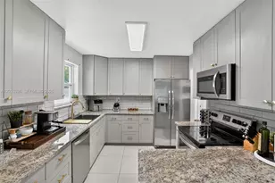 7860 NW 10th St, Pembroke Pines, FL 33024 - Photo 11