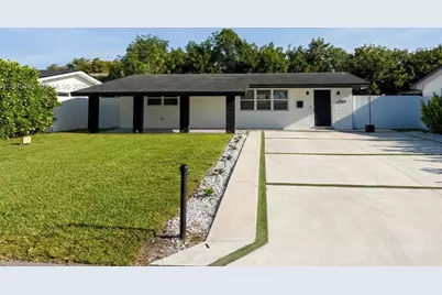 7860 NW 10th St, Pembroke Pines, FL 33024 - Photo 1