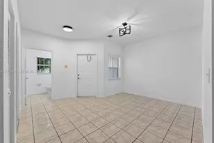 16889 SW 1st Manor, Pembroke Pines, FL 33027 - Photo 3