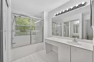 16889 SW 1st Manor, Pembroke Pines, FL 33027 - Photo 15