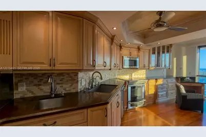 2000 Island Blvd #3004, Aventura, FL 33160 - Photo 5
