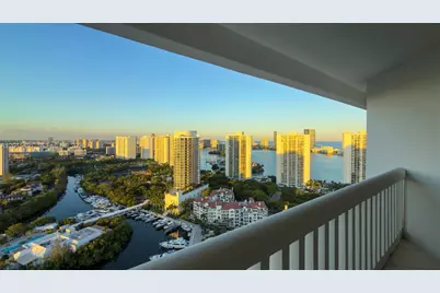 2000 Island Blvd #3004, Aventura, FL 33160 - Photo 19