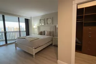 2000 Island Blvd, Aventura, FL 33160 - Photo 31
