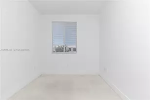 2610 NE 213th St, Miami, FL 33180 - Photo 11