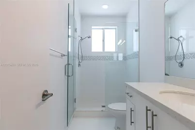 2610 NE 213th St #103, Miami, FL 33180 - Photo 27
