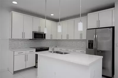 2610 NE 213th St #103, Miami, FL 33180 - Photo 11