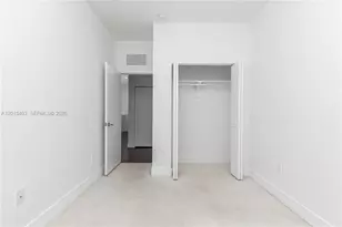 2610 NE 213th St, Miami, FL 33180 - Photo 21