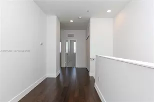 2610 NE 213th St, Miami, FL 33180 - Photo 29