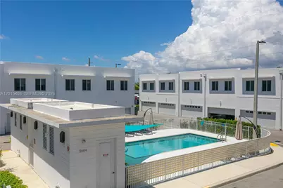 2610 NE 213th St #103, Miami, FL 33180 - Photo 35