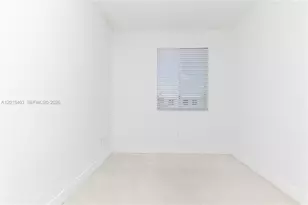 2610 NE 213th St, Miami, FL 33180 - Photo 13
