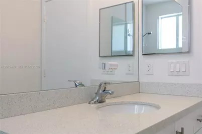 2610 NE 213th St #103, Miami, FL 33180 - Photo 27