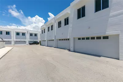 2610 NE 213th St #103, Miami, FL 33180 - Photo 33