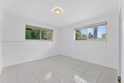 1401 NE 200th Ter, Miami, FL 33179 - Photo 17