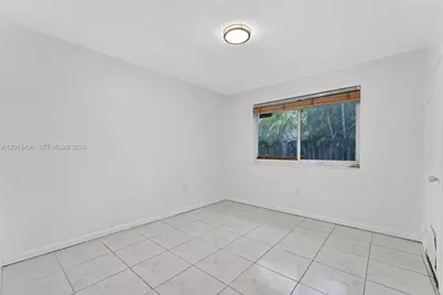 1401 NE 200th Ter, Miami, FL 33179 - Photo 19