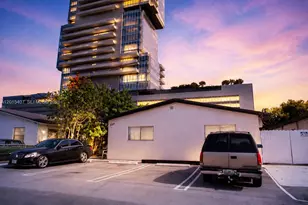 304 SE 9th Ct, Hallandale Beach, FL 33009 - Photo 13