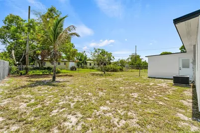 1206 NW 11th St, Fort Lauderdale, FL 33311 - Photo 29