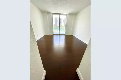 19390 Collins Ave #316, Sunny Isles Beach, FL 33160 - Photo 23