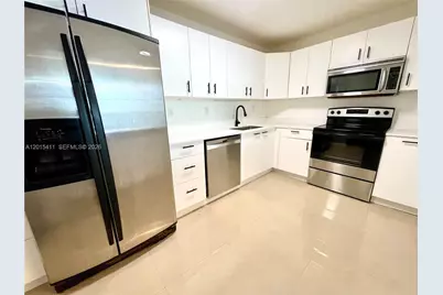 19390 Collins Ave #316, Sunny Isles Beach, FL 33160 - Photo 17