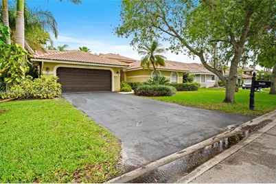10420 NW 49th Pl, Coral Springs, FL 33076 - Photo 29