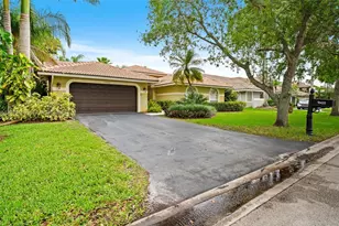 10420 NW 49th Pl, Coral Springs, FL 33076 - Photo 29