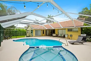 10420 NW 49th Pl, Coral Springs, FL 33076 - Photo 23