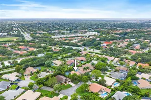 10420 NW 49th Pl, Coral Springs, FL 33076 - Photo 39