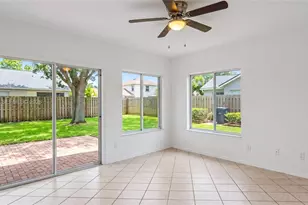 731 SW 24th St, Vero Beach, FL 32962 - Photo 5