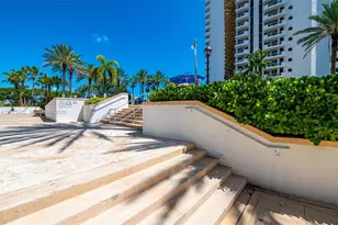 21205 Yacht Club Dr, Aventura, FL 33180 - Photo 59