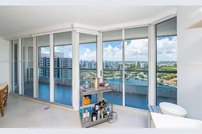 21205 Yacht Club Dr #3107, Aventura, FL 33180 - Photo 11