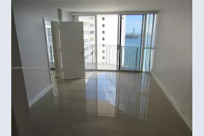 7601 E Treasure Dr #2210, North Bay Village, FL 33141 - Photo 3