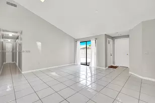 9892 Boca Gardens Pkwy, Boca Raton, FL 33496 - Photo 5