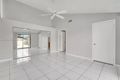 9892 Boca Gardens Pkwy #A, Boca Raton, FL 33496 - Photo 15