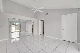 9892 Boca Gardens Pkwy, Boca Raton, FL 33496 - Photo 15