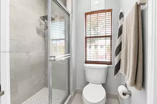 4946 SW 66th Terrace, Davie, FL 33314 - Photo 13
