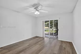 9470 Tangerine Pl, Davie, FL 33324 - Photo 19