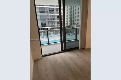 45 SW 9th St #1007, Miami, FL 33130 - Photo 5