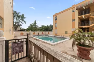525 W 69th St, Hialeah, FL 33014 - Photo 19
