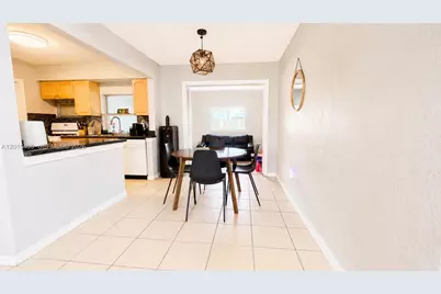 8357 NW 25th Ct, Sunrise, FL 33322 - Photo 9