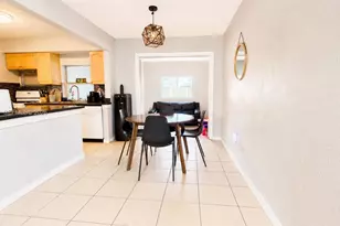 8357 NW 25th Ct, Sunrise, FL 33322 - Photo 9