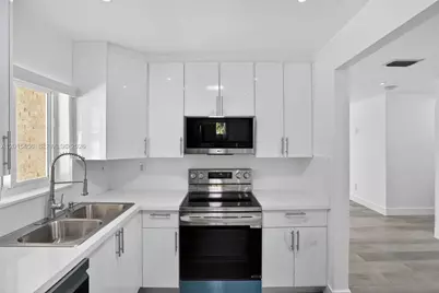 11970 SW 177th Ter, Miami, FL 33177 - Photo 15