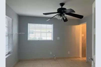 732 Moffett #4A, Hallandale Beach, FL 33009 - Photo 7