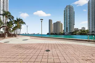 300 S Biscayne Blvd, Miami, FL 33131 - Photo 3