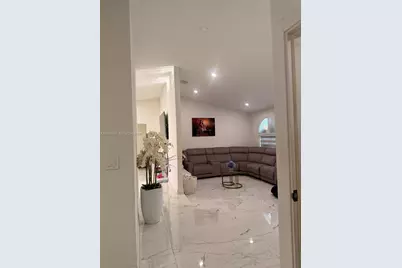 15046 SW 148th Pl, Miami, FL 33196 - Photo 15