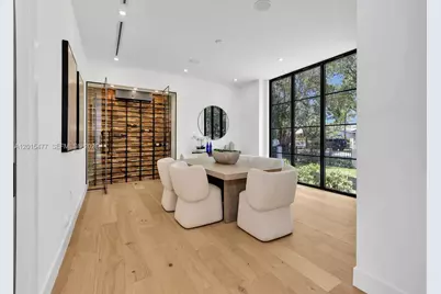 1220 S Alhambra Cir, Coral Gables, FL 33146 - Photo 7