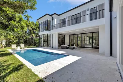 1220 S Alhambra Cir, Coral Gables, FL 33146 - Photo 11