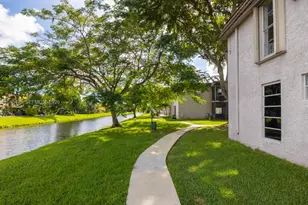 10385 N Kendall Dr, Miami, FL 33176 - Photo 9
