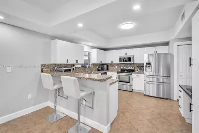 11115 W Okeechobee Rd #175, Hialeah Gardens, FL 33018 - Photo 5