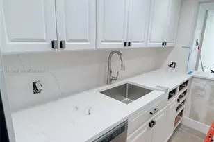 1632 S Bayshore Ct, Miami, FL 33133 - Photo 5